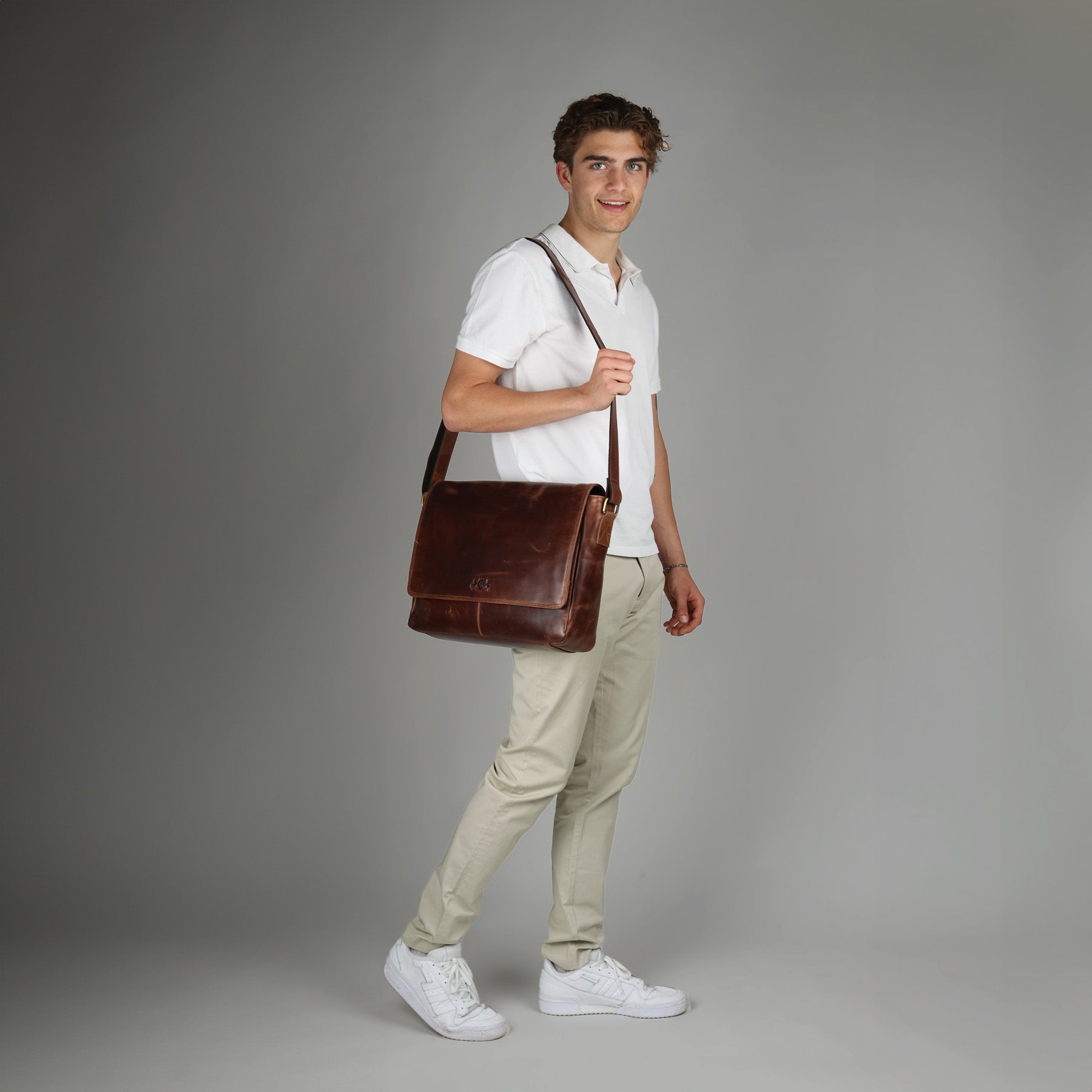 Umhängetasche SPENCER Natur-Leder braun