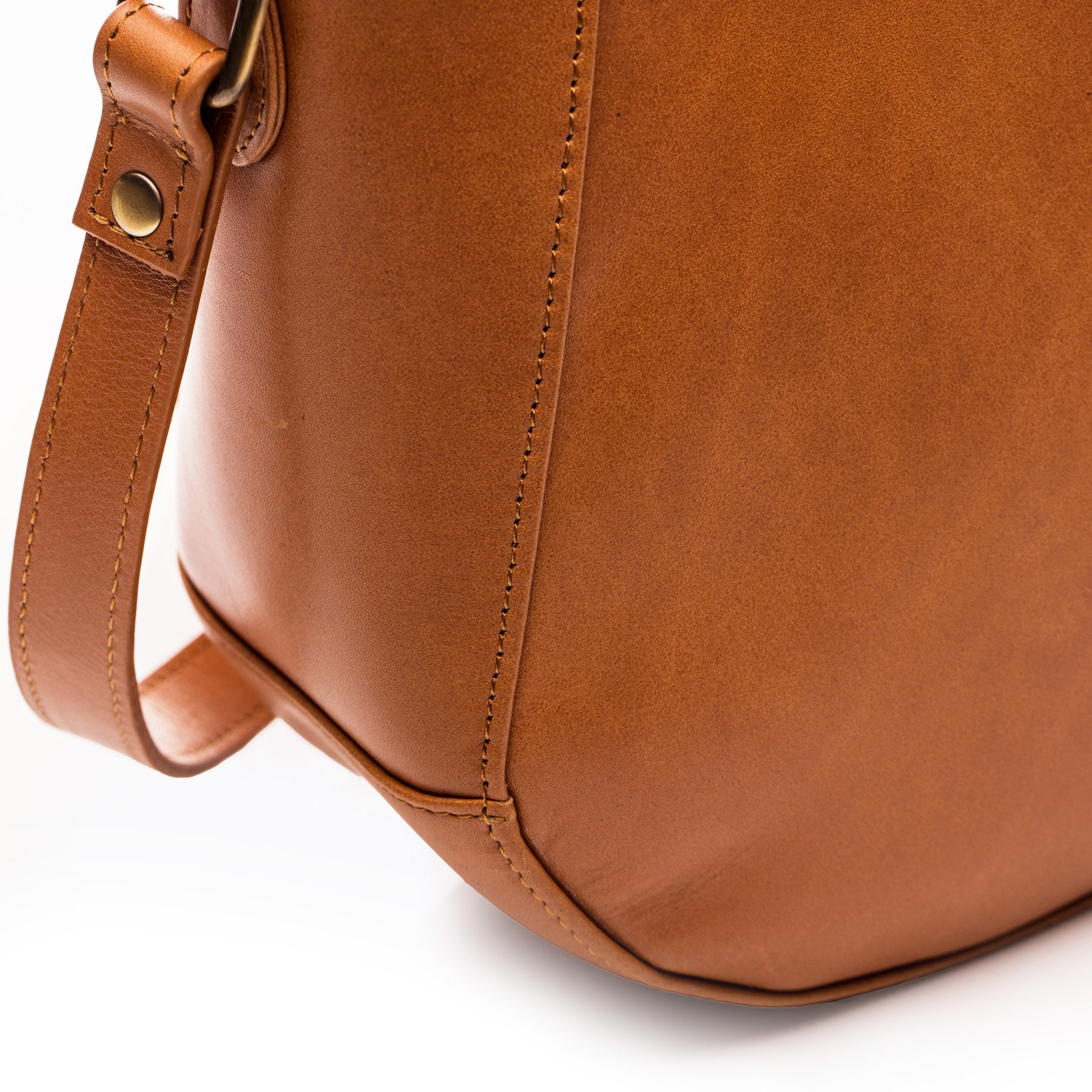 Umhängetasche ORLANDO Naturleder braun-cognac