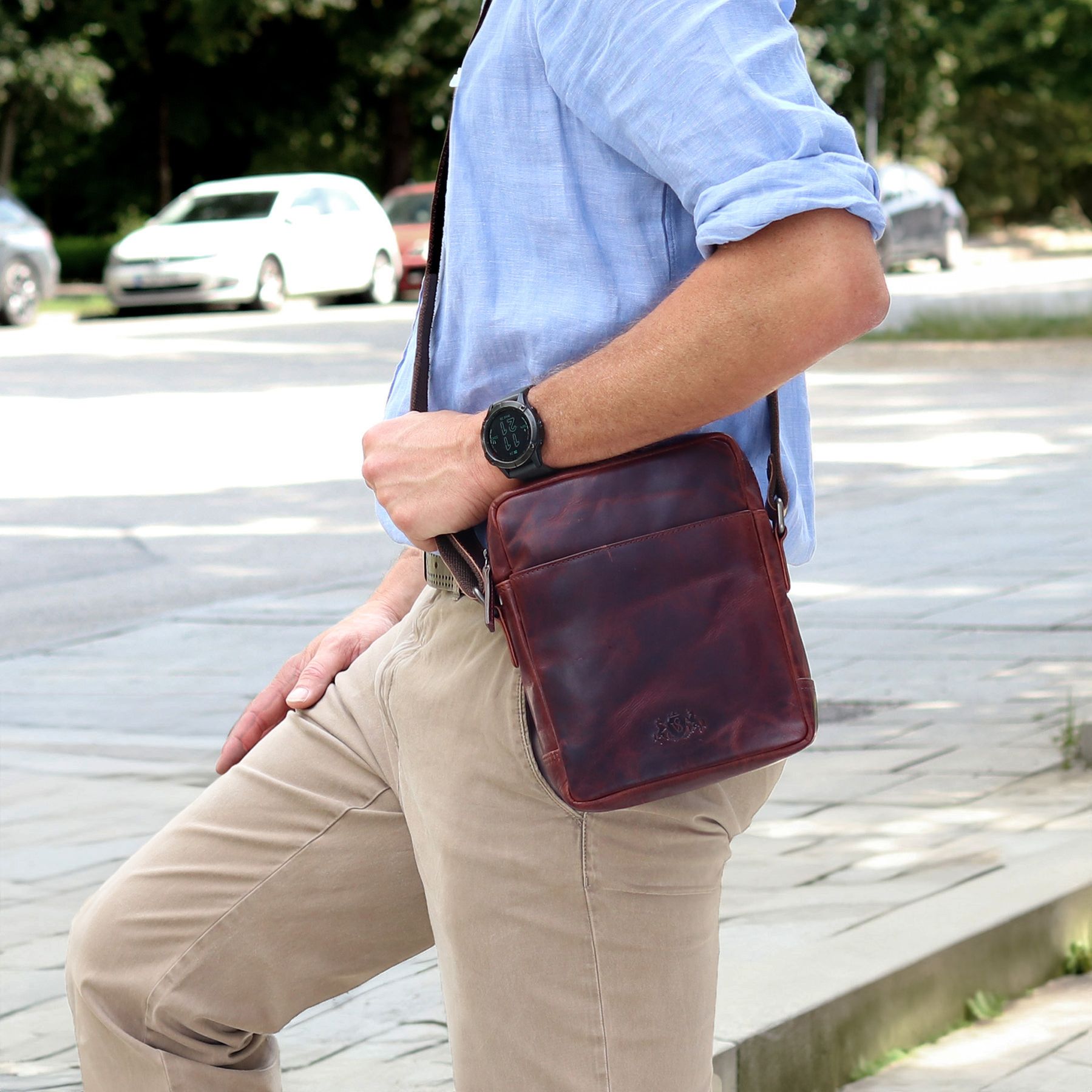 Schultertasche DUBLIN Glattleder