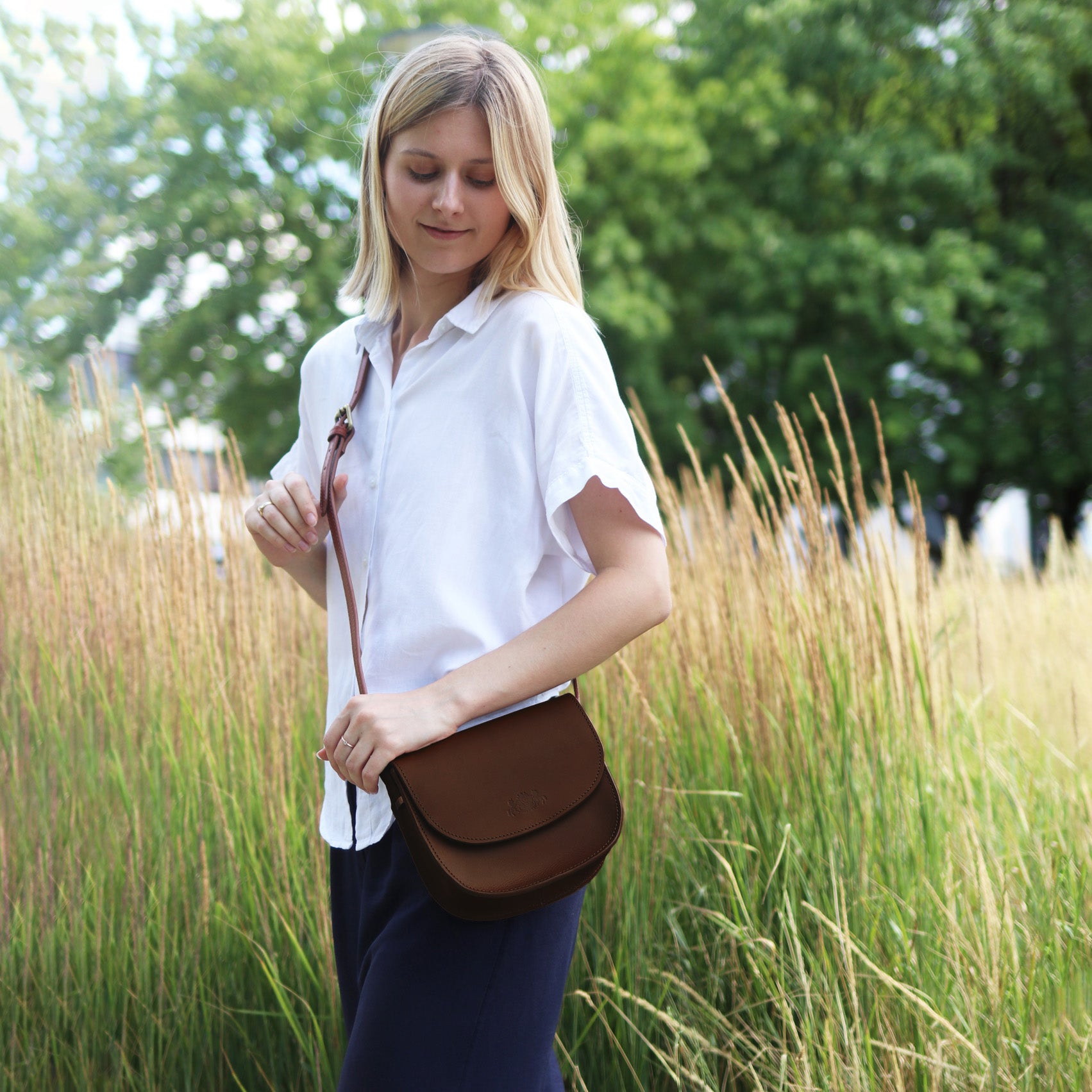 SID & VAIN Schultertasche Leder TRISH versch. Farben und Größen Handtasche Leder 50144