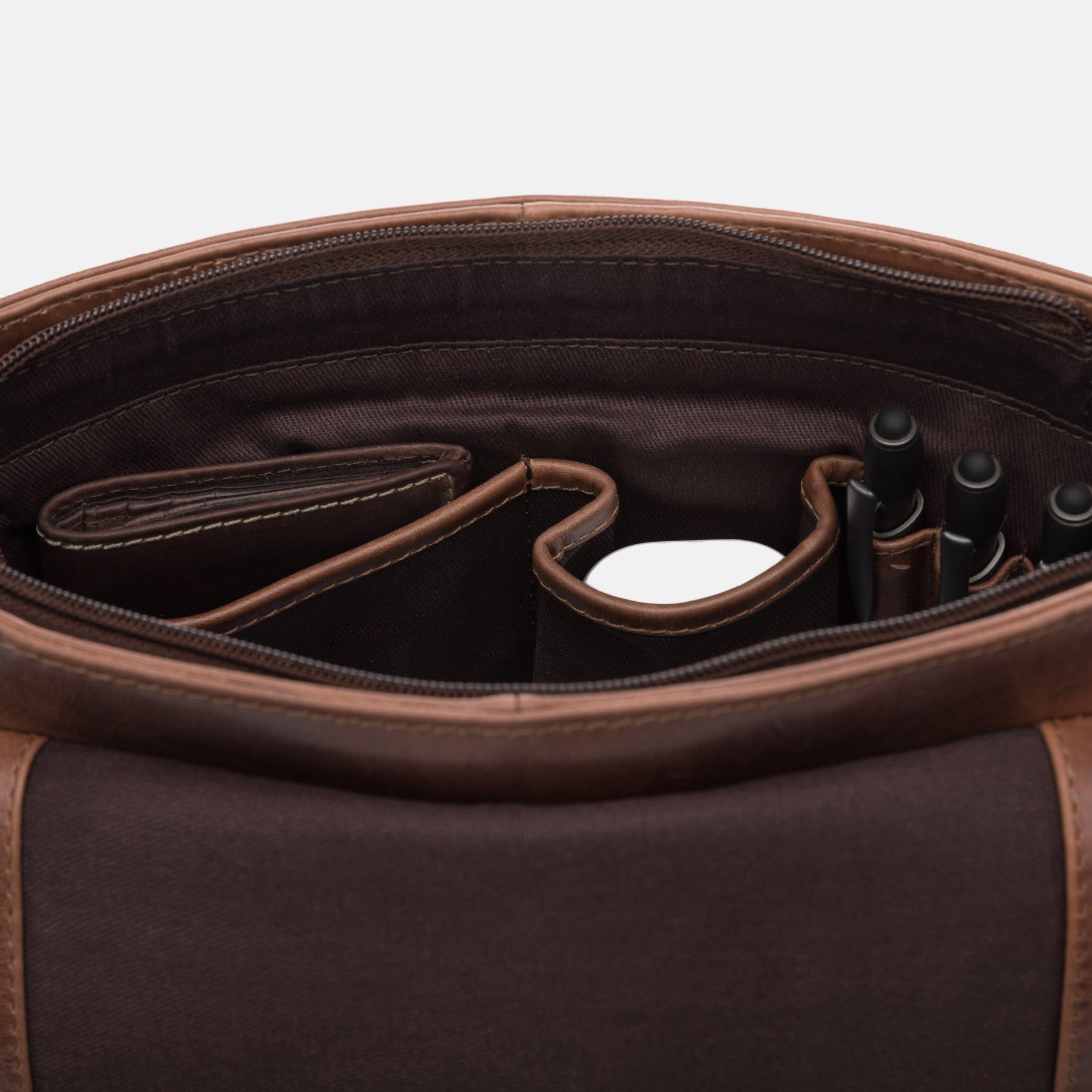 Schultertasche STOKED Natur-Leder braun