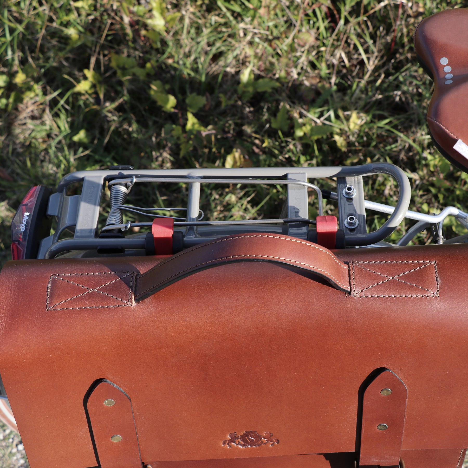 Bicycle bag BRIGHTON-BIKE saddle leather brown
