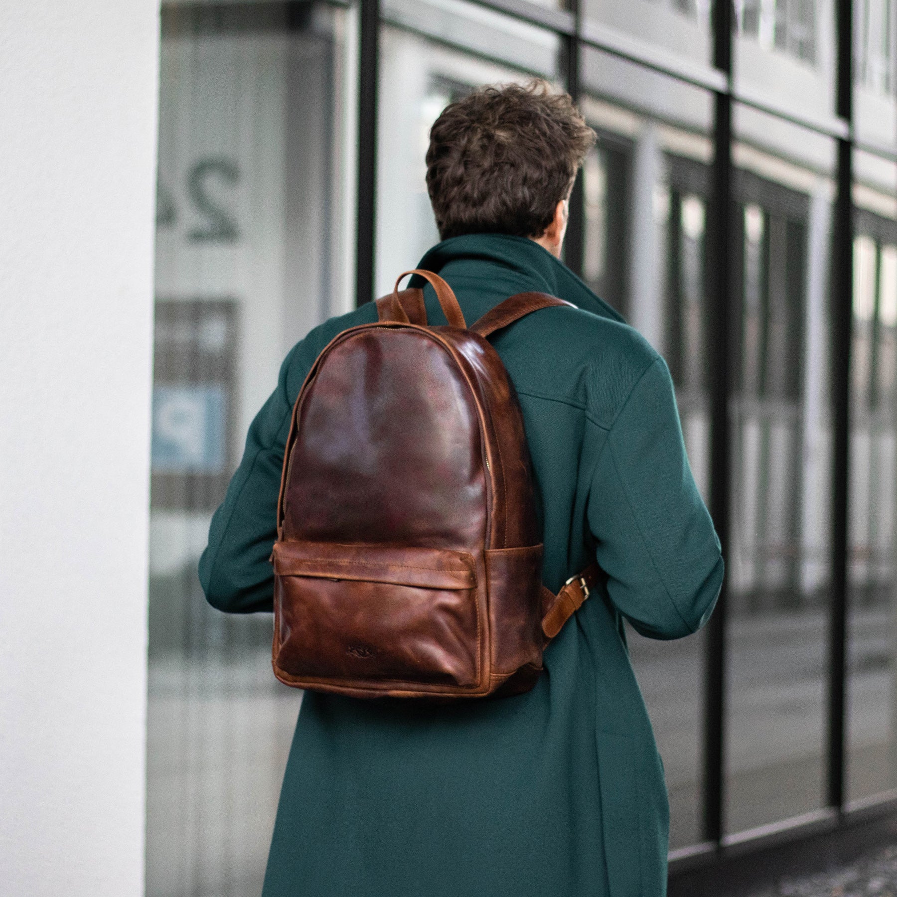 XL Rucksack ARCHIE Naturleder braun-cognac