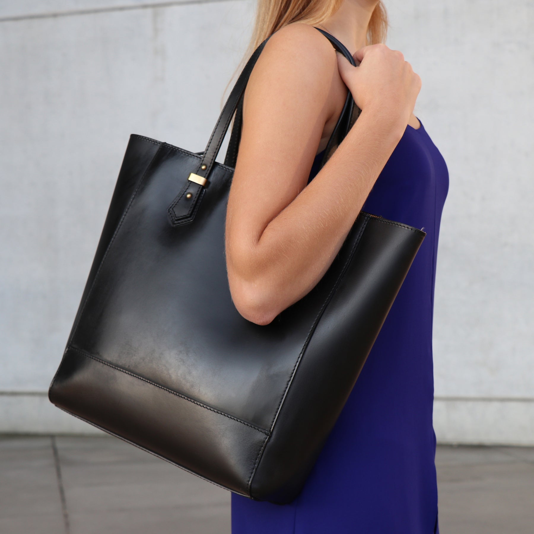 Shopper TRISH Sattelleder schwarz