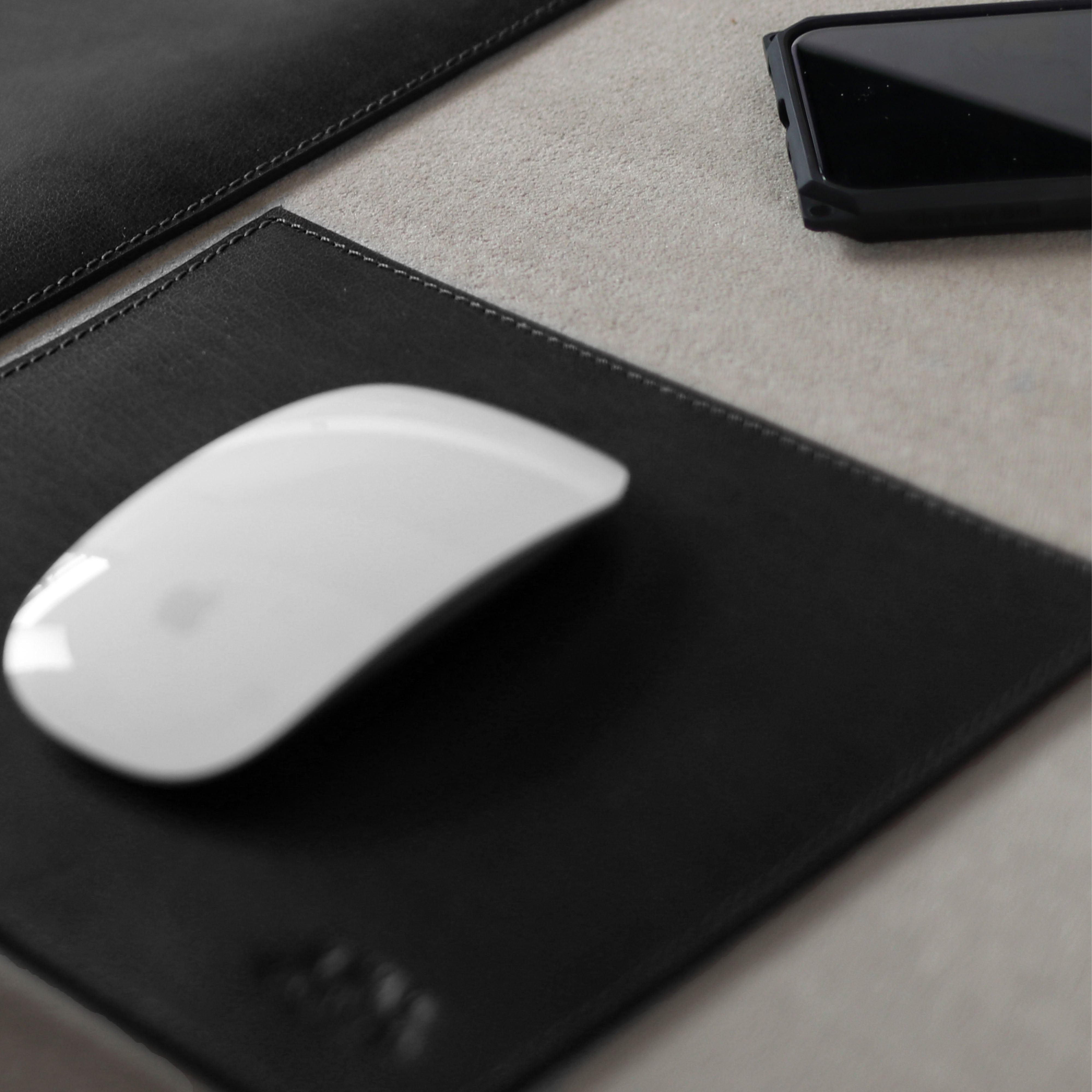 Desk pad ELLIOT buffalo leather black