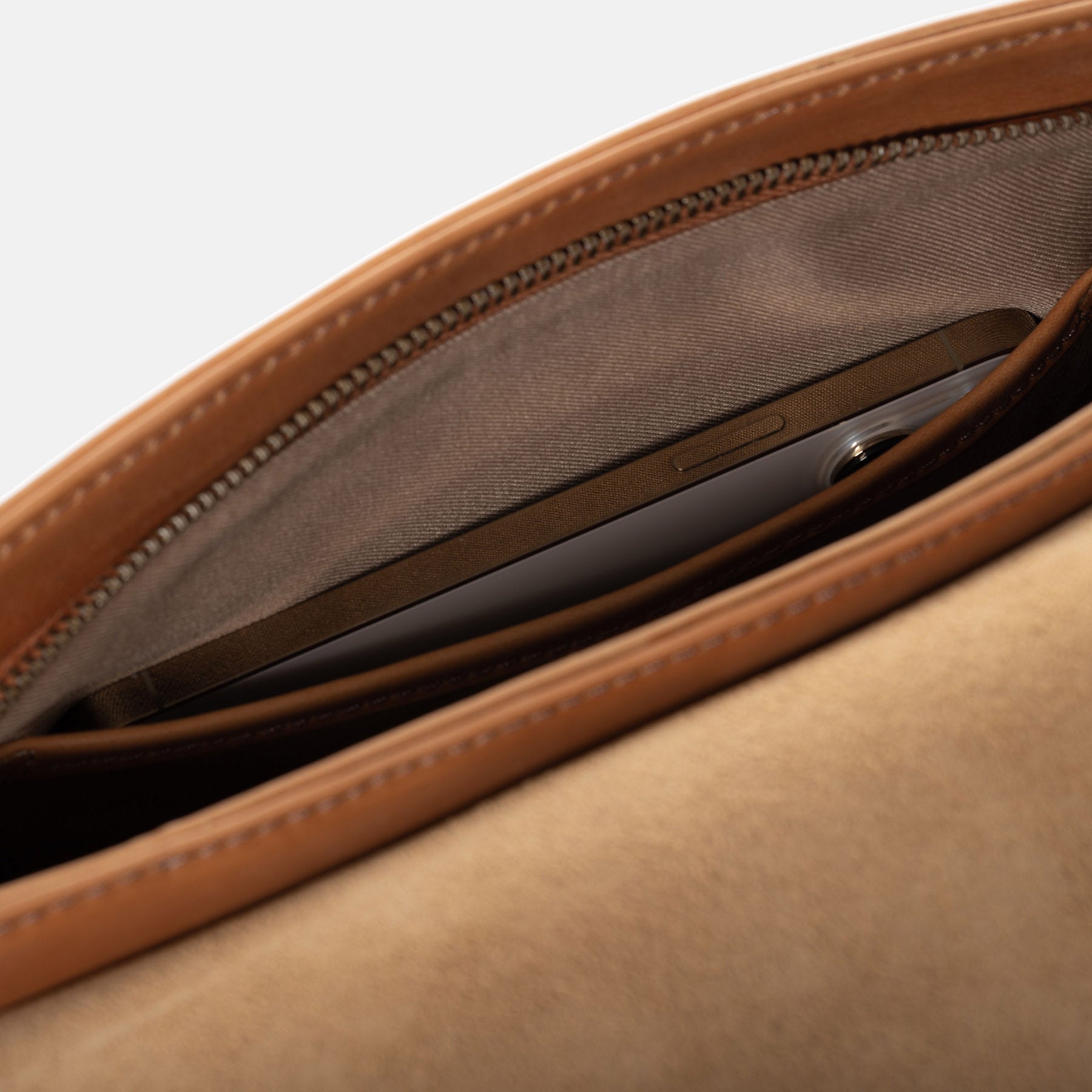 Umhängetasche ELSA Glattleder beige