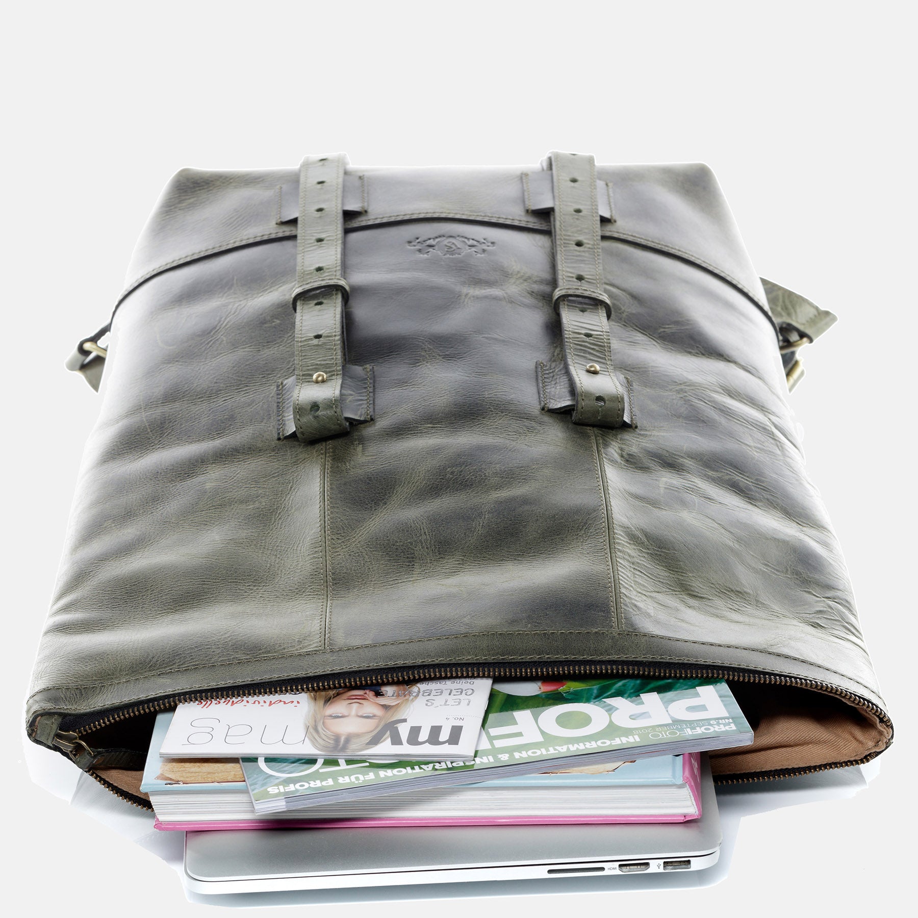 Rolltop Rucksack CHAZ Büffelleder vintage-schwarz