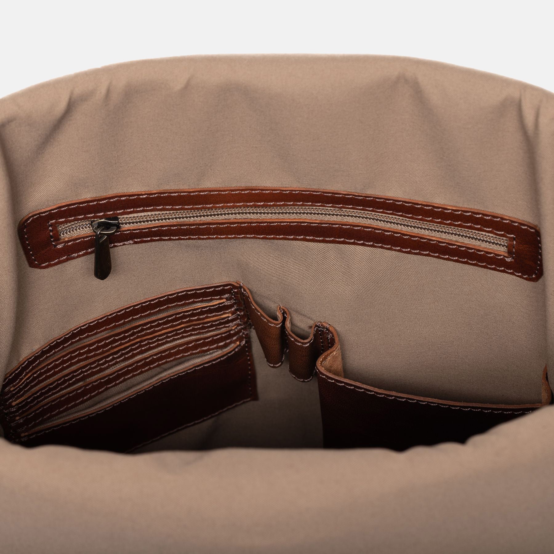 XL Backpack LEVI Zip smooth leather light brown