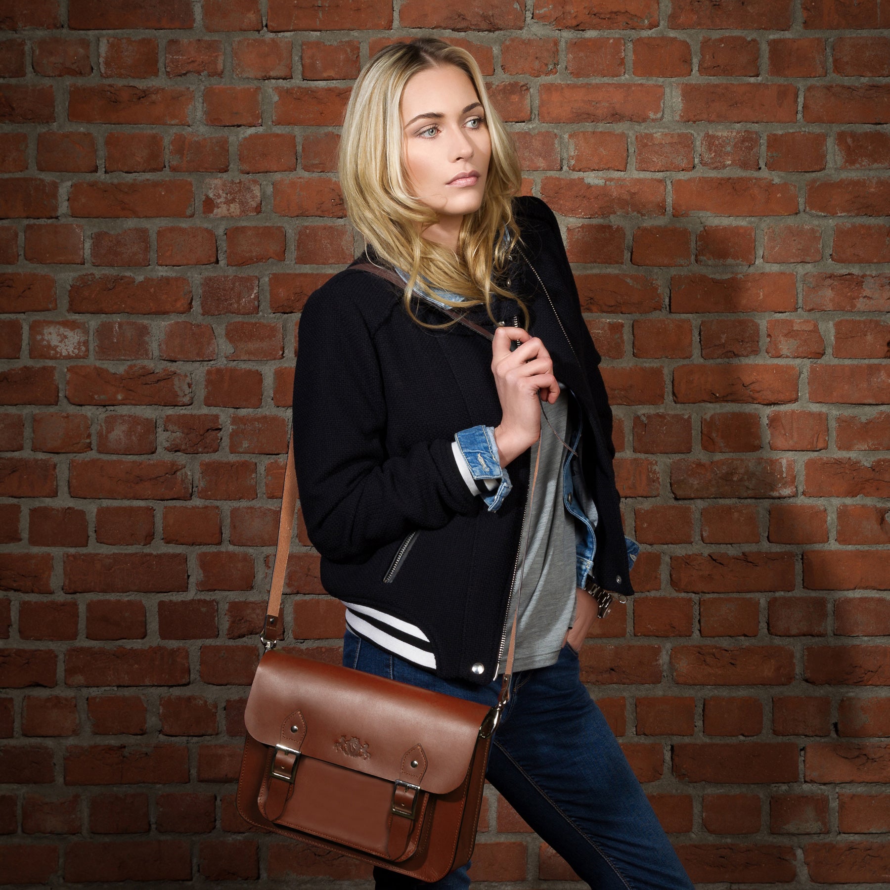 Satchel TESSA Sattelleder hellbraun-cognac