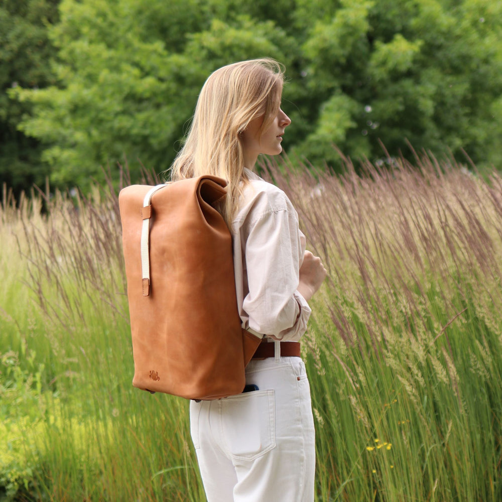 Rolltop Rucksack DAMIAN Glattleder beige