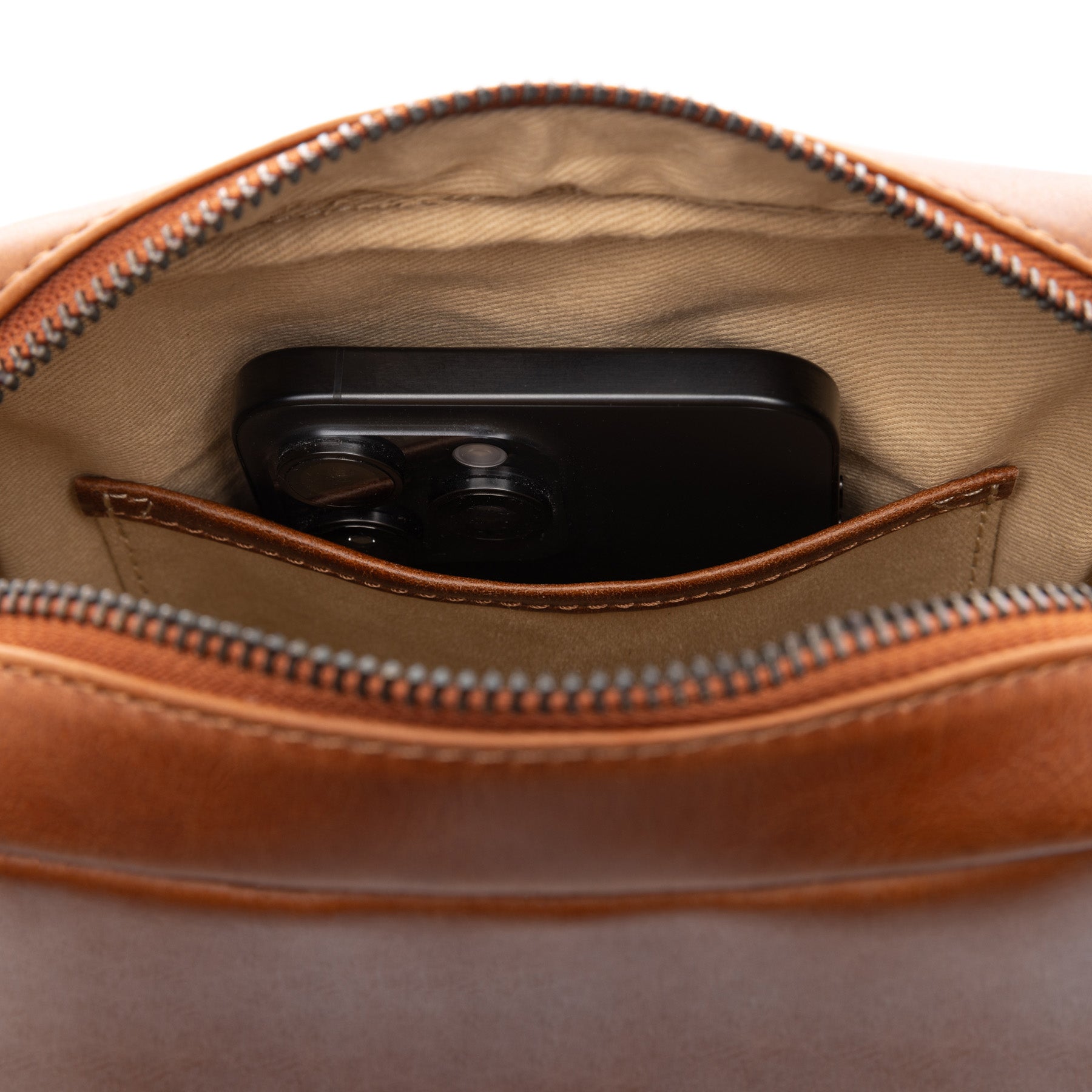 Schultertasche DUBLIN Glattleder