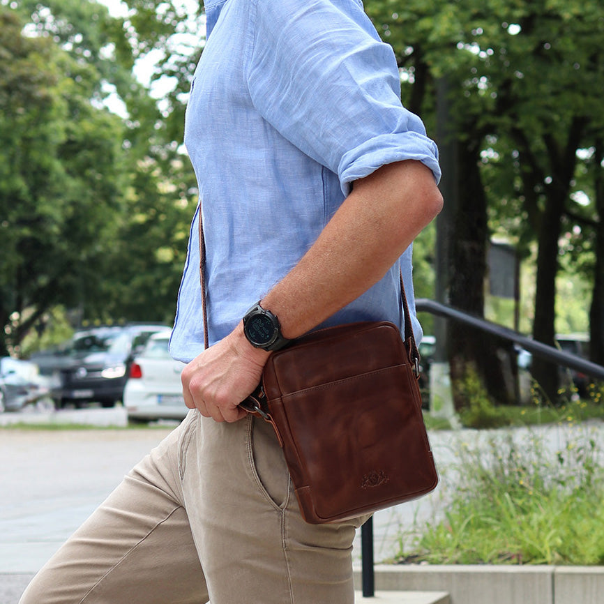Schultertasche DUBLIN Natur-Leder