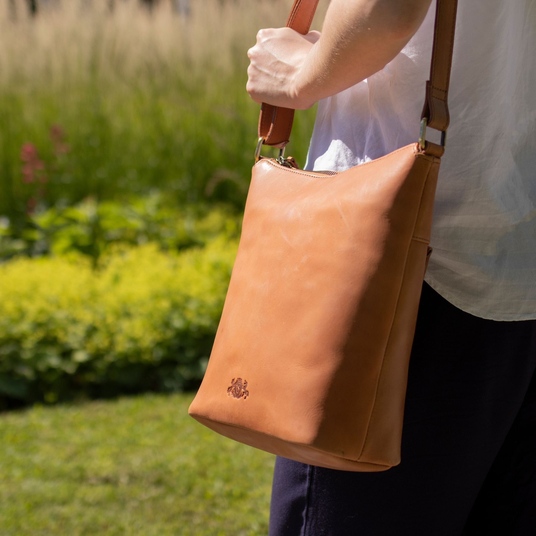 SID & VAIN Hobo Bag Leder-crossbody HEATHROW natural-light-tan 34567