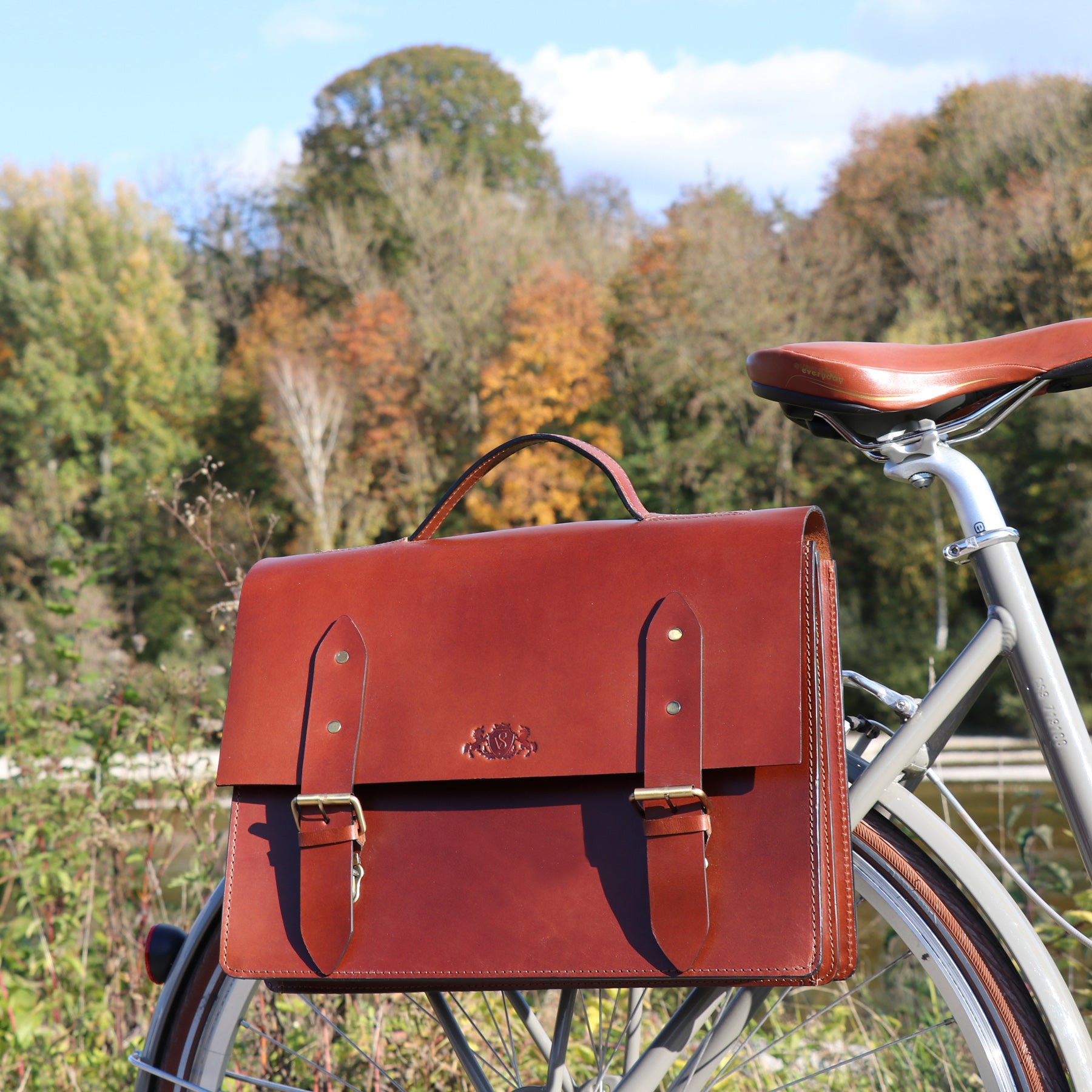 Bicycle bag BRIGHTON-BIKE saddle leather brown