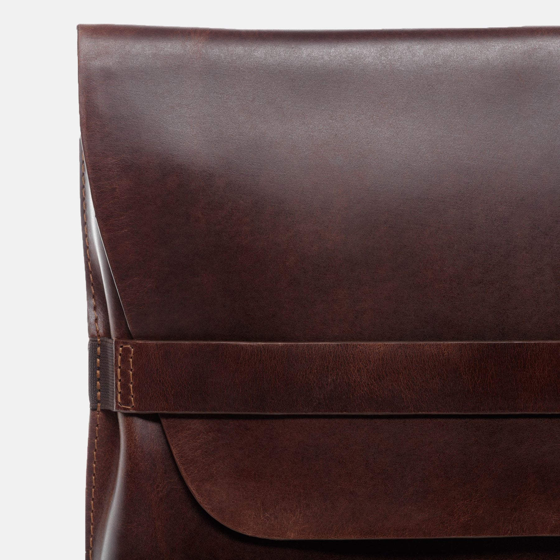 Laptop sleeve HARVORD natural leather brown
